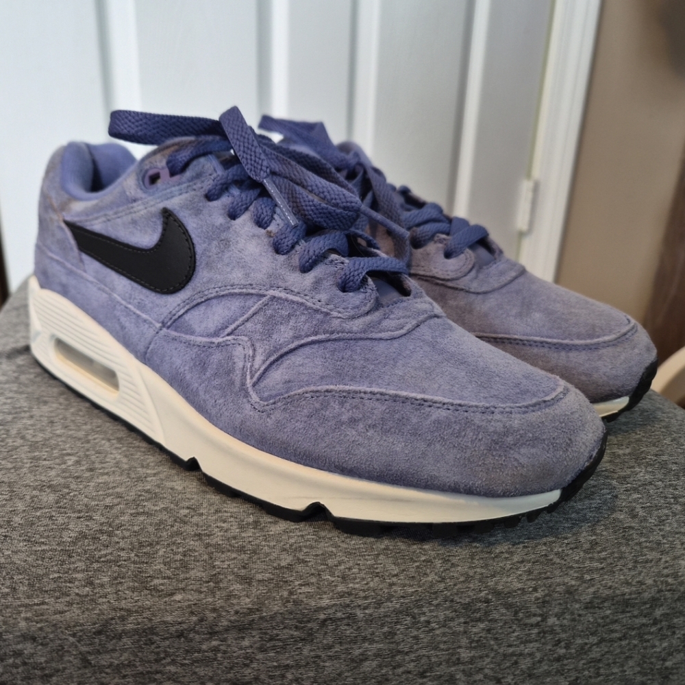 Men's Nike Air Max 90/1 "Purple Basalt" (AJ7695-500) Sz. 8